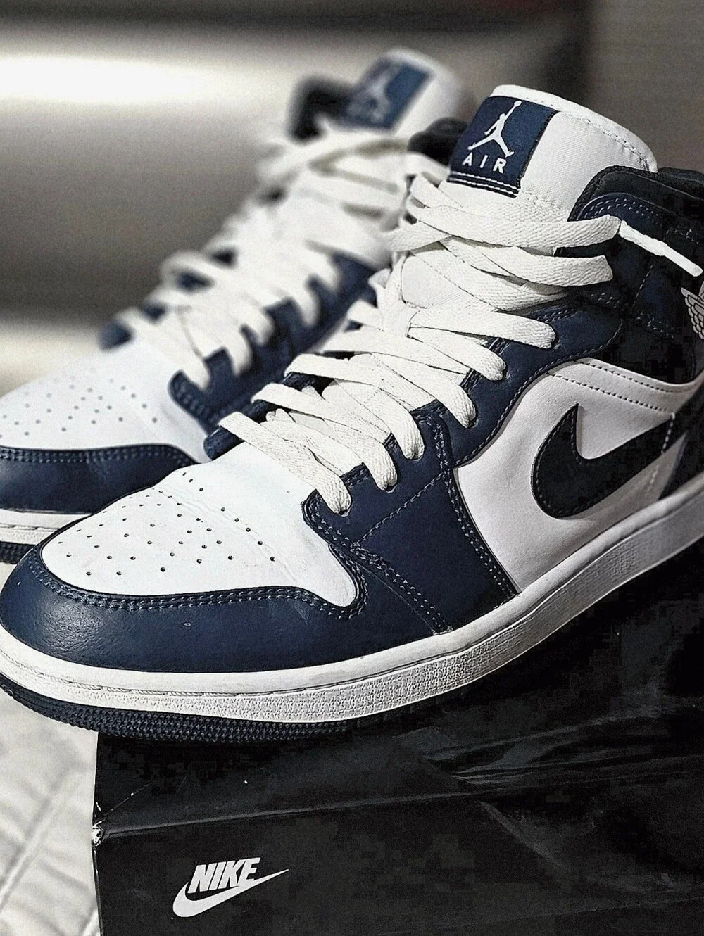 Jordan 1 Mid Size 13 - White / Navy